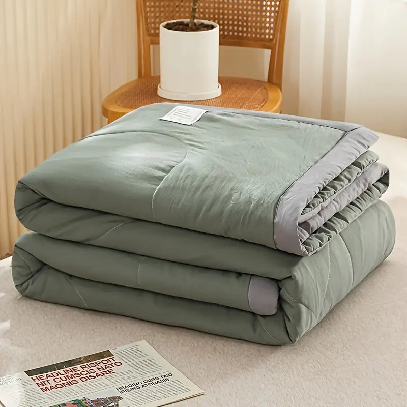 Lightweight Reversible Comforter | All-Season Bedding | Soft Microfiber Quilt