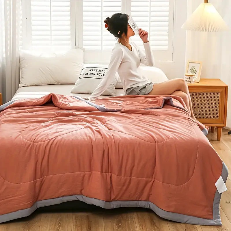 Lightweight Reversible Comforter | All-Season Bedding | Soft Microfiber Quilt